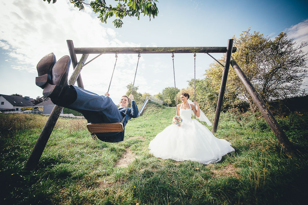 hochzeit-weingut-schaukel