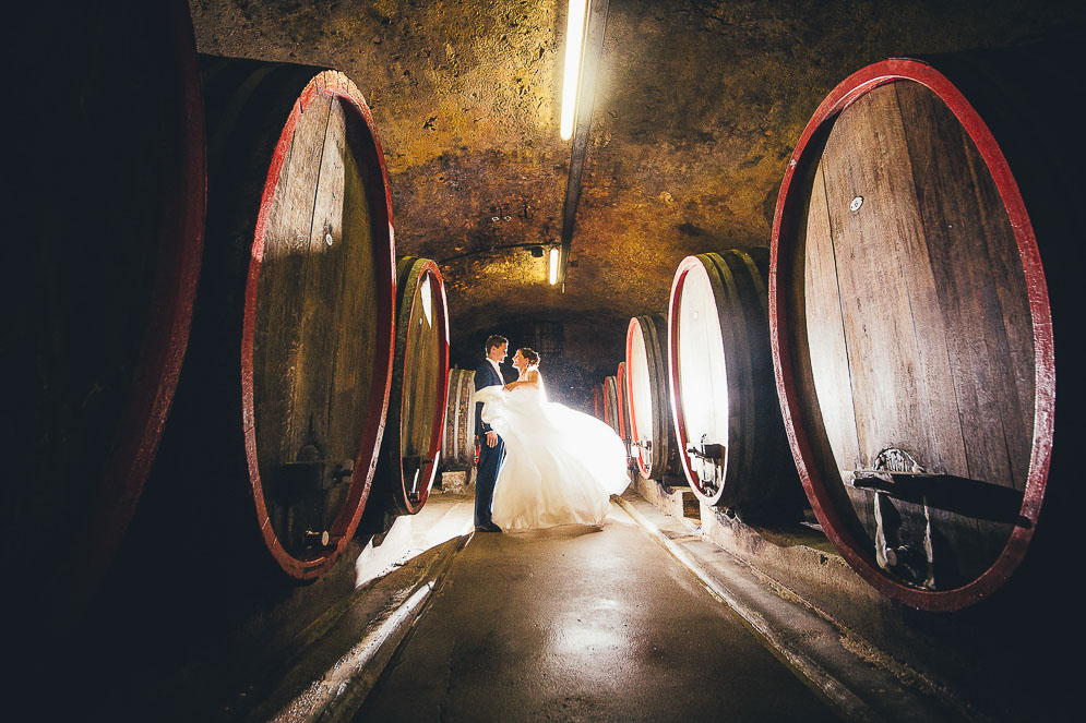 hochzeit-weingut-weinkeller